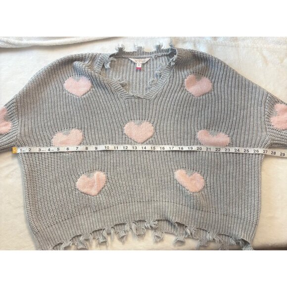 Distressed Gray Heart Knit Sweater V-Neck No Boundaries Womesns Size XXXL/3XG - Picture 11 of 11